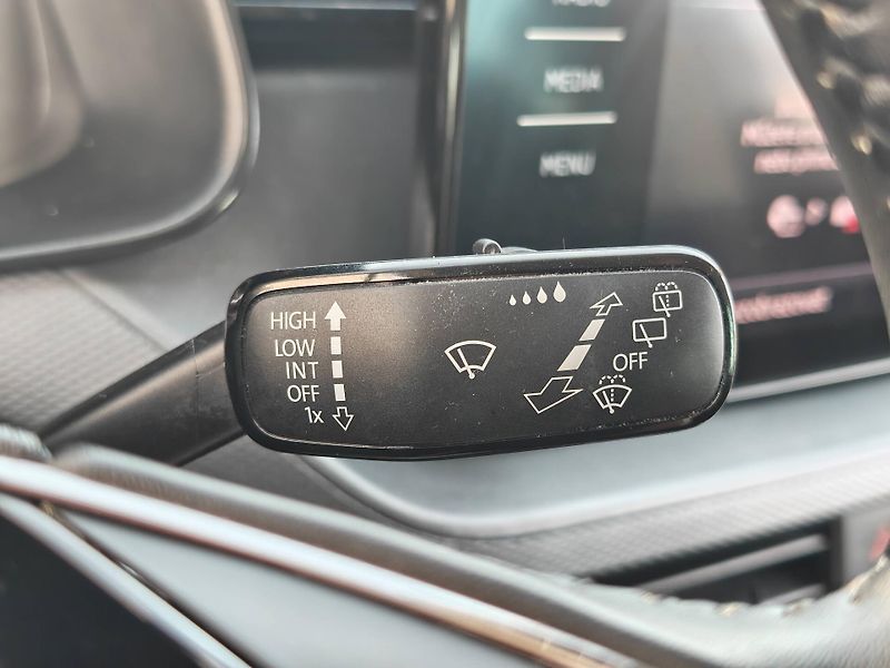Škoda Kamiq Ambition 6MP 1,0TSI - fotka 14 z 22