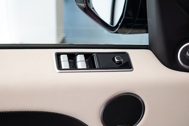 Land Rover Range Rover Sport P525 Autobiography Meridian/Ma - fotka 24 z 30