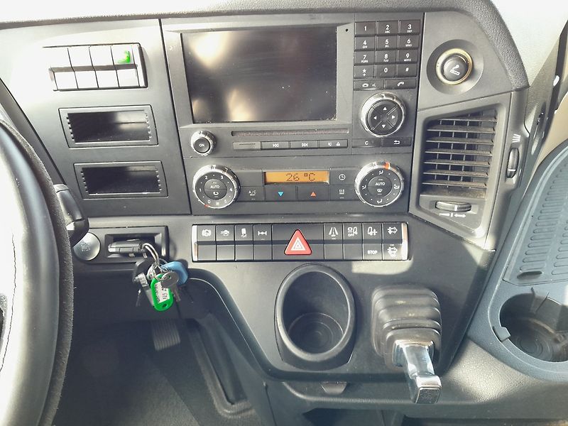Mercedes-Benz Actros 1848 ADR Retarder - fotka 30 z 39