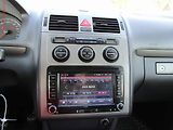 Volkswagen Touran (2008) 1.9 TDi, 1.maj, Xenon - náhled 15