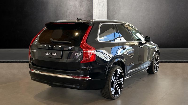 Volvo XC90 PLUS BRIGHT, B5 AWD, 173+10 kW - fotka 4 z 33
