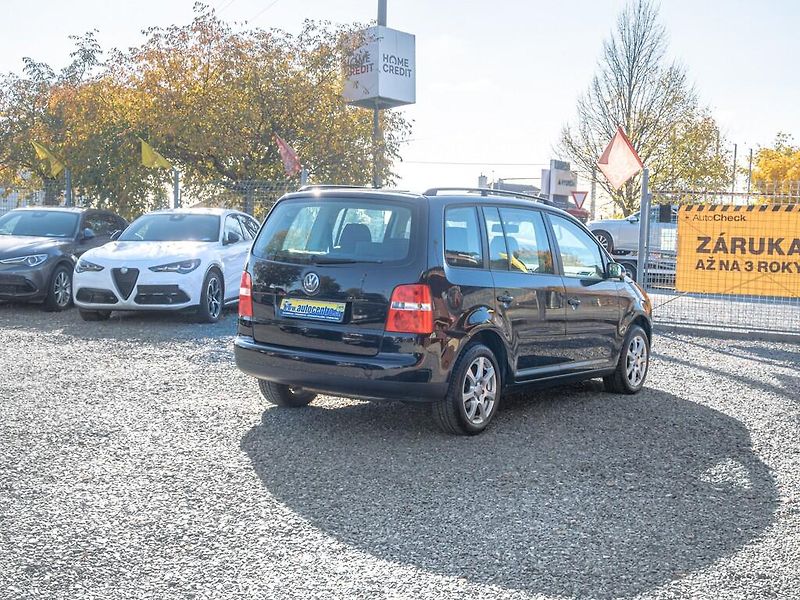 Volkswagen Touran (2006) 1.9TDI 77KW – 7 sedadel - fotka 5 z 44