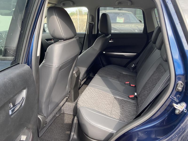 Suzuki Vitara 1.4 BoosterJet 81kW Elegance - fotka 11 z 20