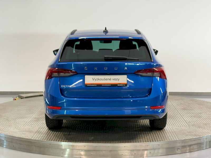 Škoda Octavia (2024) AMBITION FRESH 2.0TDI 85KW DSG - fotka 9 z 37