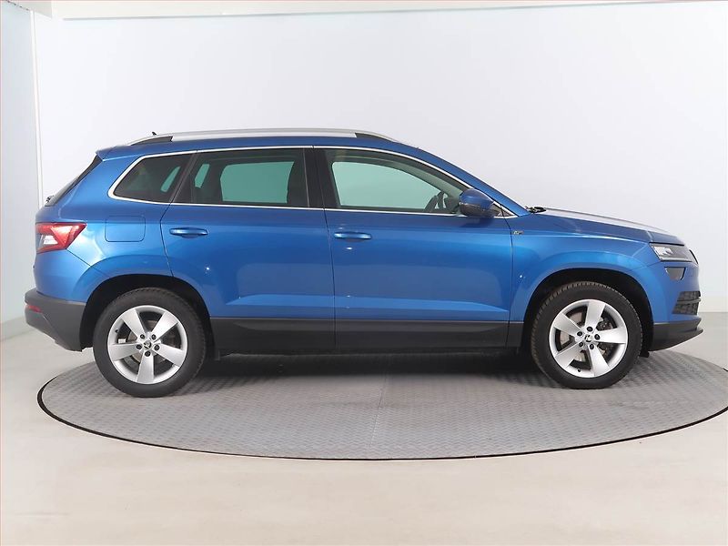Škoda Karoq (2021) 2.0 TDI - fotka 6 z 20