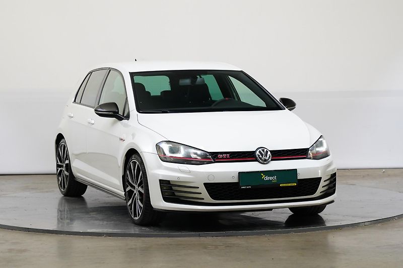 Volkswagen Golf - fotka 8 z 24