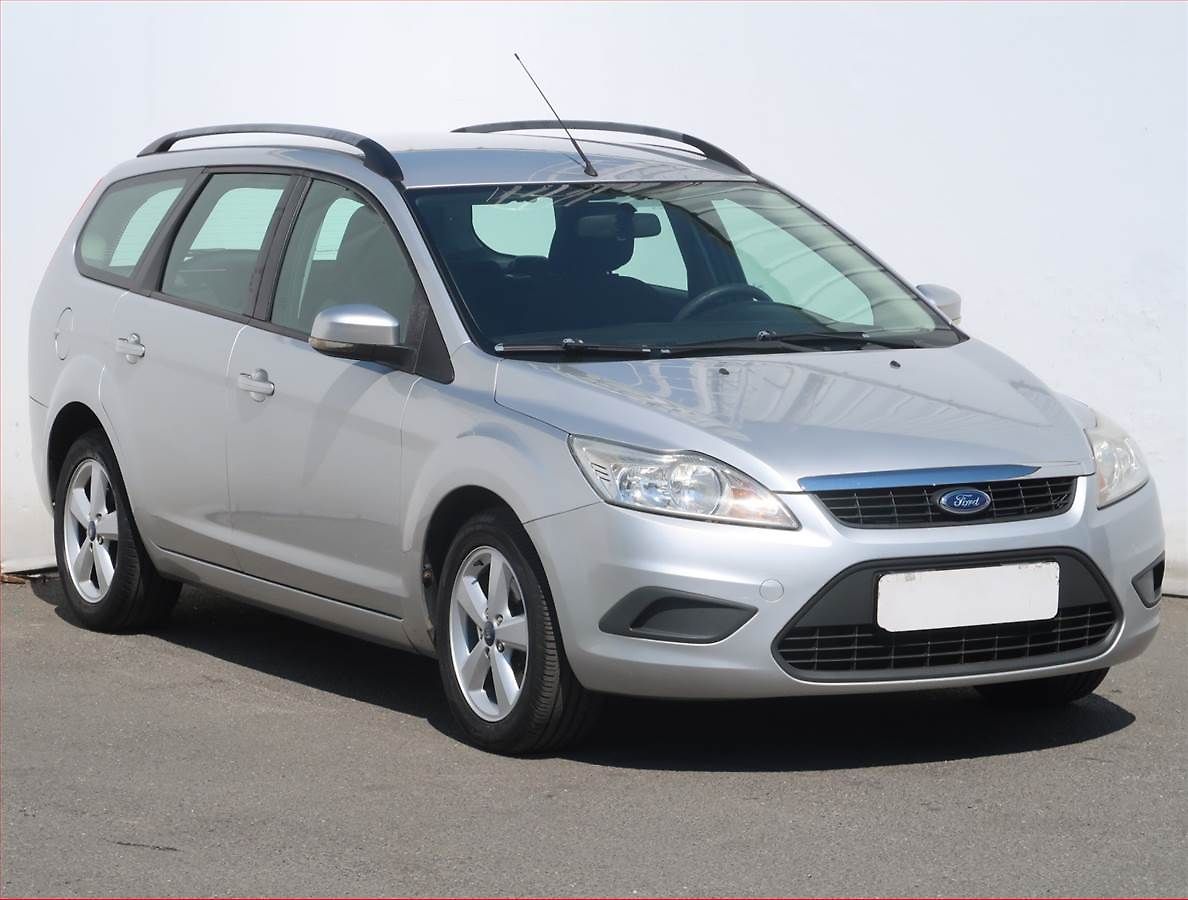 Ford Focus 1.6 16V, po STK, oblíbený vůz