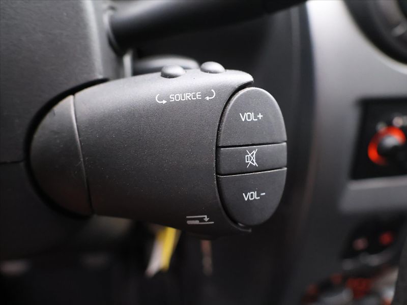 Dacia Duster 1,6 SCe 77kW Access Klima CZ - fotka 18 z 30