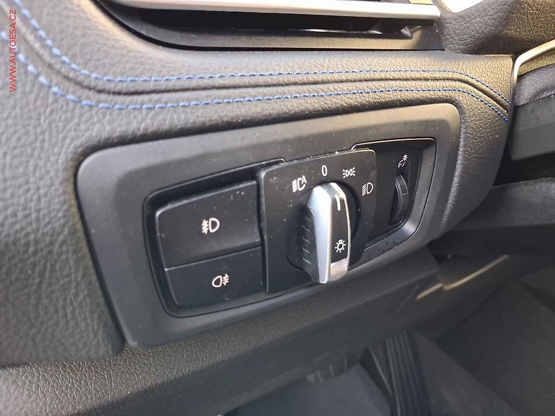 BMW Řada 2 (2016) 2.0 D 218d, ČR, AT, bixen, - fotka 14 z 20