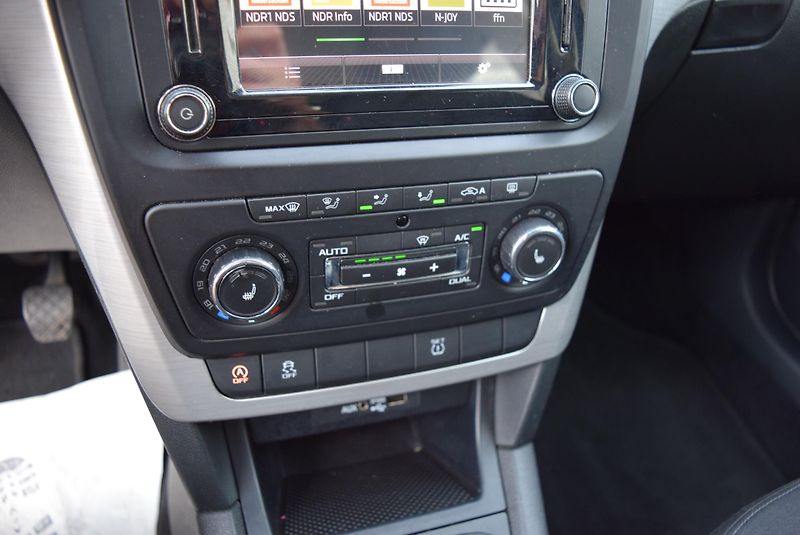 Škoda Yeti (2017) 1.4TSI 92kw AMBITION TAŽ NAVI  - fotka 21 z 41