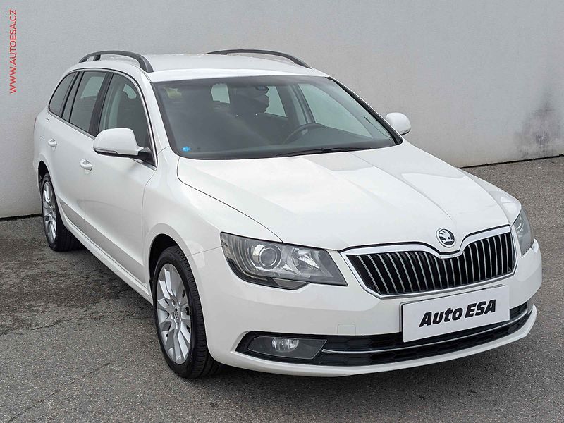Škoda Superb (2015) 2.0TDi 4x4, ČR, DSG, xenon - fotografie inzerátu