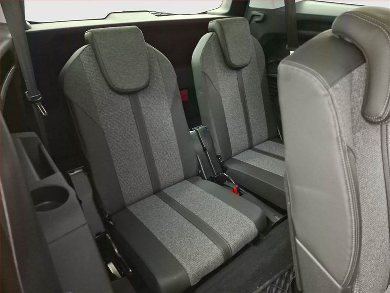 Peugeot 5008 (2017) 1.6 BlueHDi, 7 míst - fotka 19 z 19