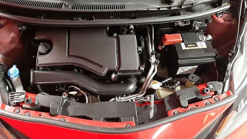 Toyota Aygo spadá do kategorie kompaktních miniaut, kterým se lidově říká nákupní taška.