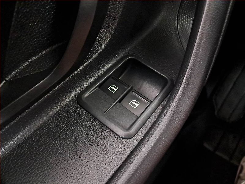 Škoda Roomster (2013) 1.2 12V, Serv.kniha - fotka 17 z 18