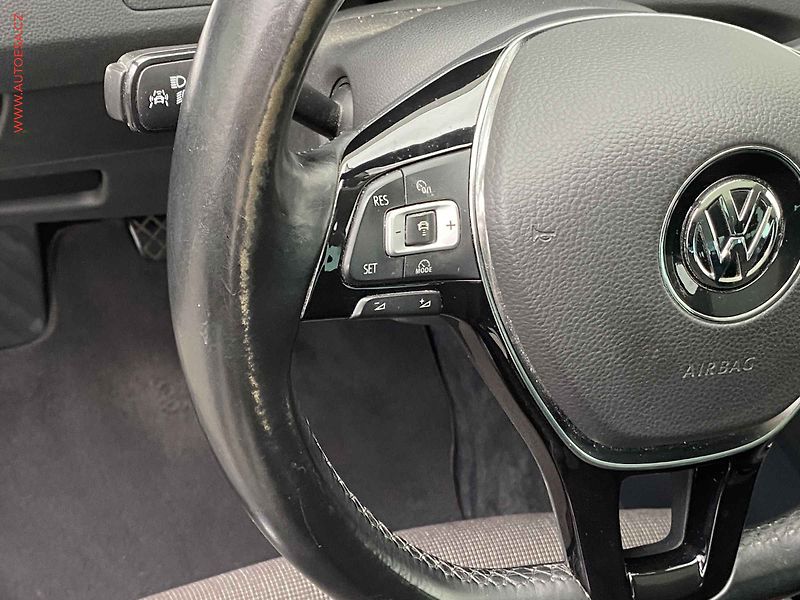 Volkswagen Passat (2014) 1.4 TSi, Comfortline, šíbr - fotka 14 z 19