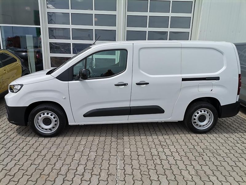 Toyota ProAce City (2025) LWB 130K Multimédia SmartCargo - fotka 3 z 12