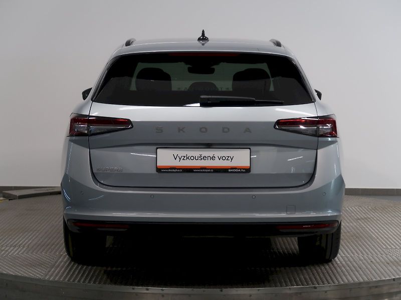Škoda Superb (2024) 2.0TDI 110KW DSG CANTON LED MA - fotka 9 z 41