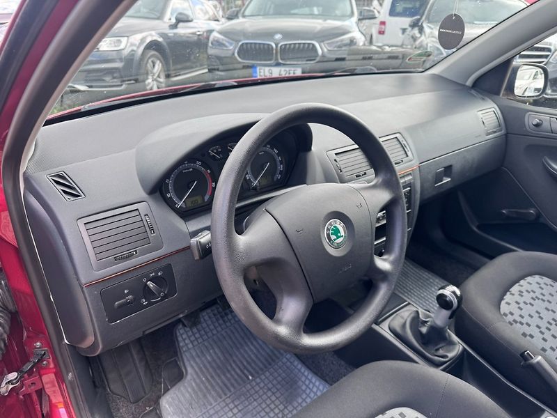Škoda Fabia (2006) 1,4i 55 KW KILOMETRY TAŽNÉ - fotka 15 z 38