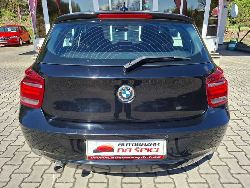 BMW Řada 1 (2012) 116d 85kW -NAVIGACE-SENZORY - fotka 7 z 33