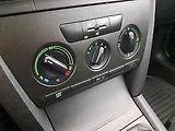 Škoda Octavia (2005) 1.6, Serv.kniha, jezdí výborně - náhled 17