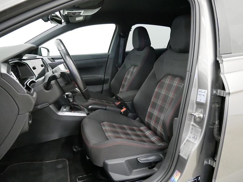 Volkswagen Polo - fotka 11 z 27