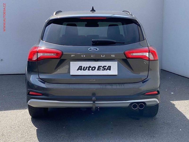 Ford Focus (2019) 1.0EB, Active, AT, LED, navi - fotka 5 z 19