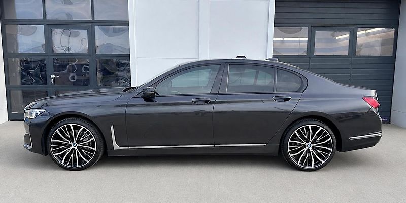BMW Řada 7 740d xDrive, Masáže, Nezávislé - fotka 3 z 29