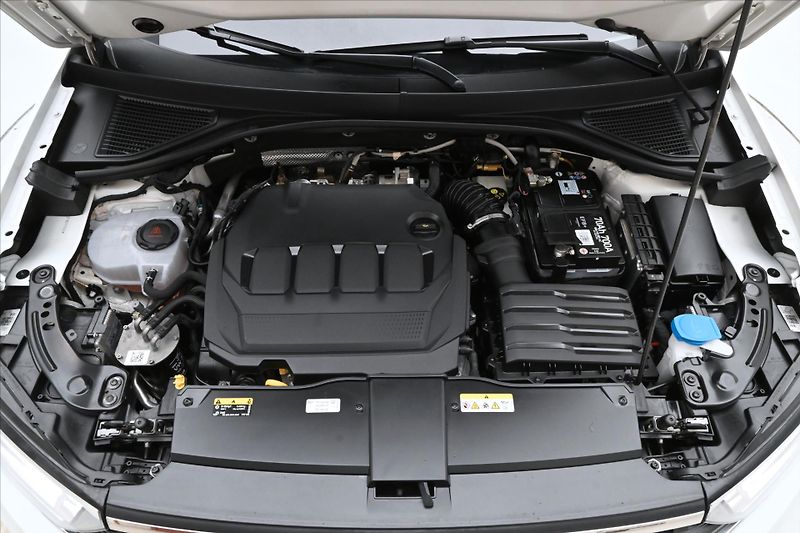 Volkswagen T-Roc 2,0 TDI 85kW Life Záruka až 5 - fotka 9 z 30