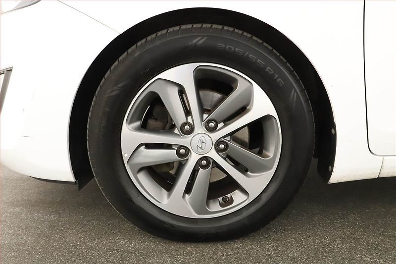 Hyundai i30 (2017) 1.6 CRDi, Serv.kniha, Tempomat - fotka 14 z 14