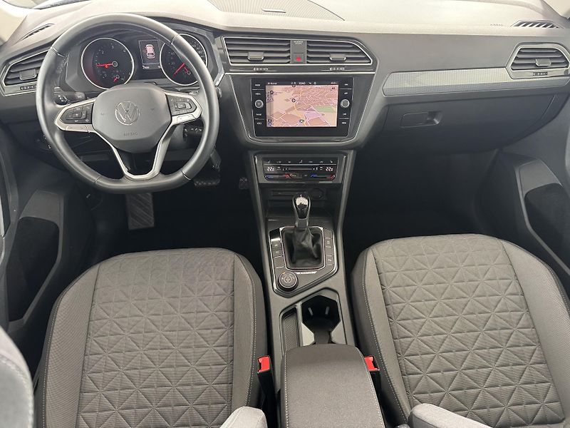 Volkswagen Tiguan (2023) 2,0TDi DSG REZERVACE - fotka 11 z 38