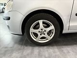 Volkswagen Polo 1,2   i TOUR ČIDLA ŠÍBR ALU ST - náhled 16