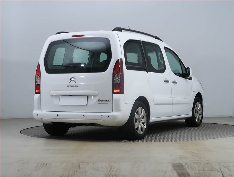 Citroën Berlingo (2015) Feel 1.6 VTi, 5Míst, ČR - fotka 5 z 14