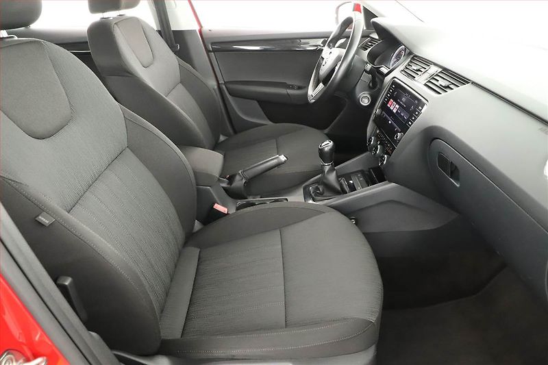 Škoda Octavia (2019) 1.5 TSI, ČR,1.maj, Tempomat - fotka 7 z 19