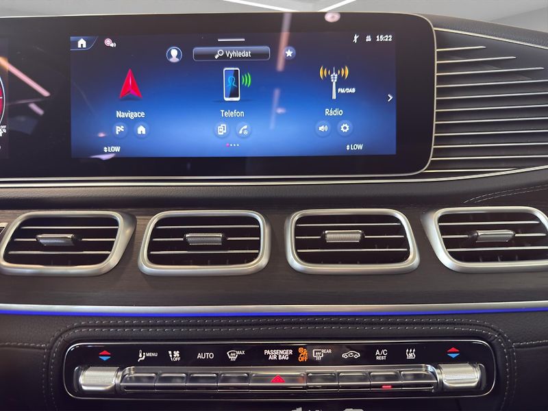 Mercedes-Benz GLE (2025) 450 D 4MATIC - fotka 13 z 21