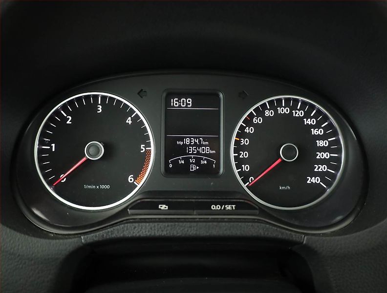 Volkswagen Polo (2012) 1.2 TDI, Park. senzory - fotka 8 z 13