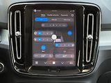 Volvo XC40 (2026) ULTRA B4, 360°, PIXEL LED - náhled 27