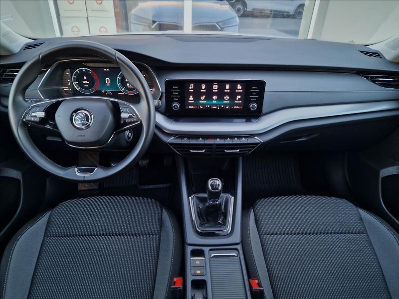 Škoda Octavia 2.0TDI,původ ČR,1.Majitel - fotka 24 z 50