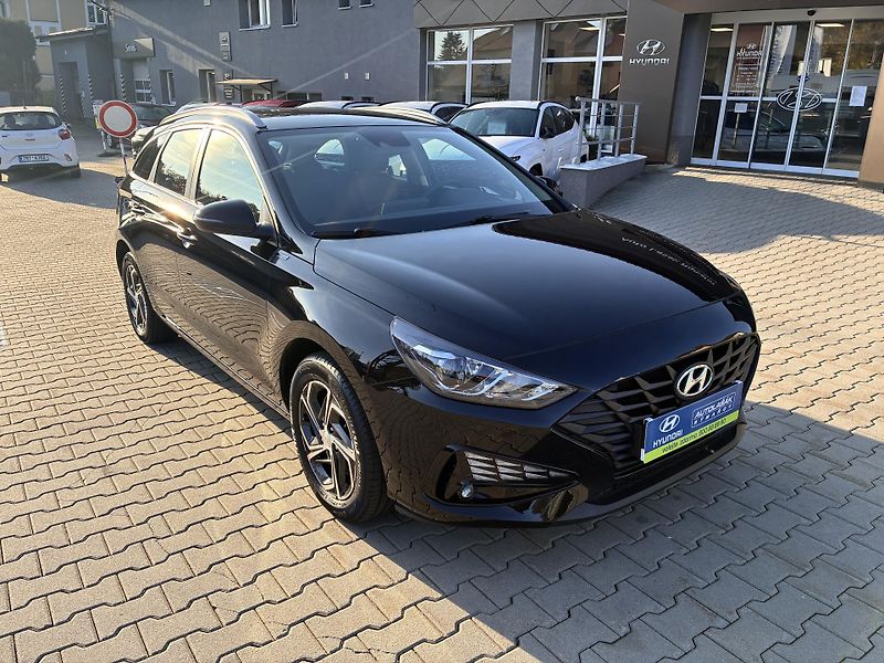 Hyundai i30 1.5DPi 81kW COMFORT ALU        - fotografie inzerátu