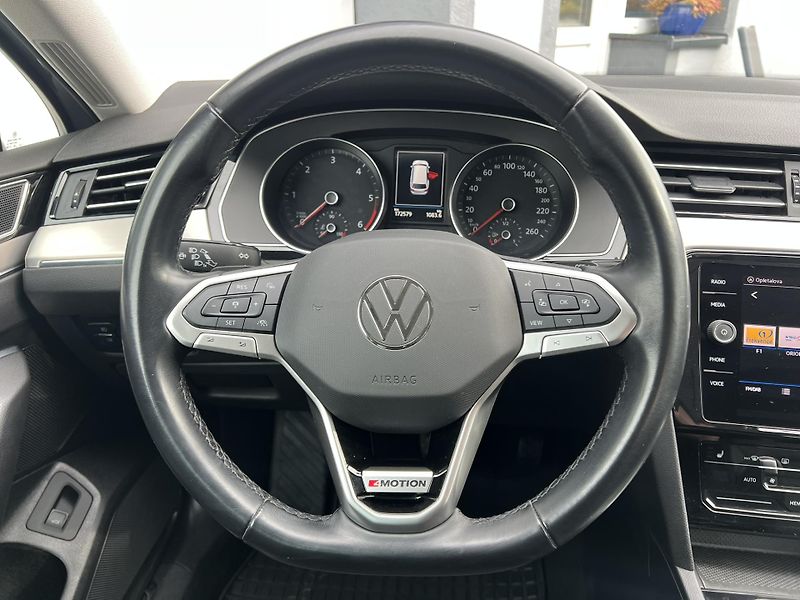 Volkswagen Passat (2023) 2.0TDI 147kW 4X4 DSG TAŽNÉ  - fotka 12 z 27