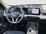 BMW X1 sDrive20i - náhled 10