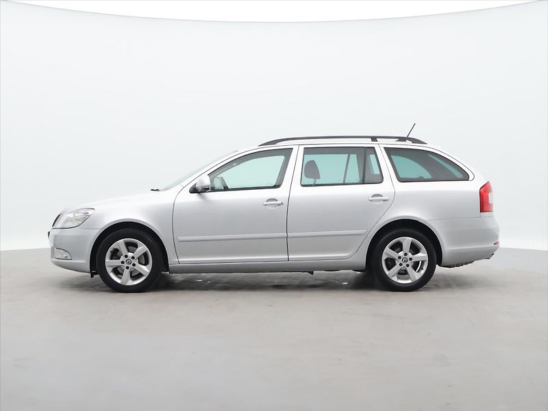 Škoda Octavia 1,4 TSI 90kW Elegance - fotka 4 z 28