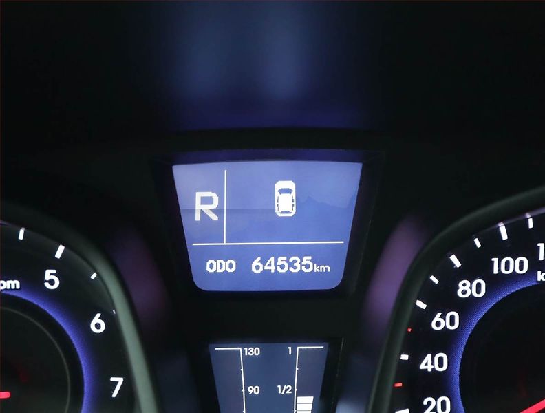 Hyundai ix20 (2013) 1.6 CVVT, Automat, Serv.kniha - fotka 18 z 20
