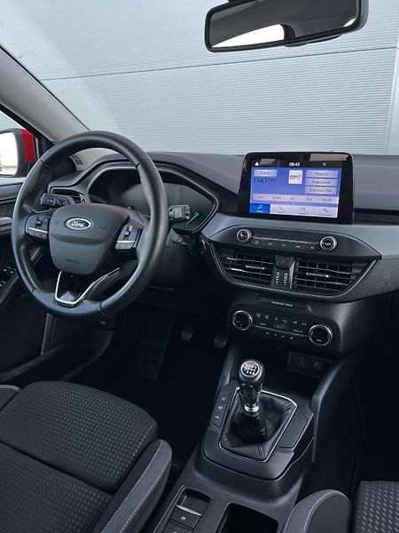 Ford Focus 1.5 EcoBlue Titanium X TZ DPH - fotka 8 z 25