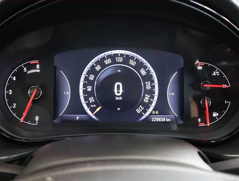Opel Insignia (2015) 2.0 CDTI, Automat, Navi - fotka 11 z 26