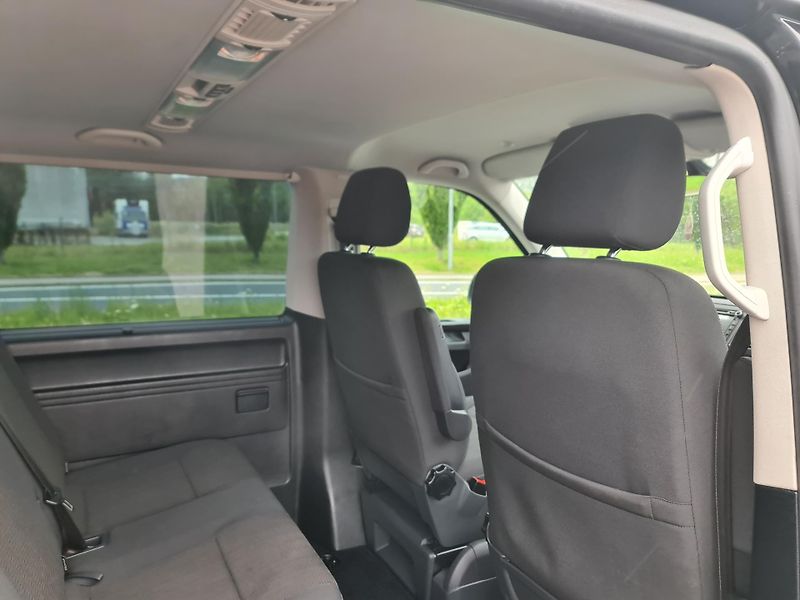 Volkswagen Transporter (2016)  CARAVELLE T6 2.0 TDi OLOMOUC - fotka 22 z 86