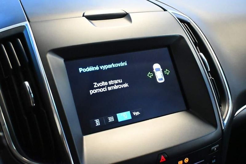 Ford Edge (2019) 2.0 4x4 LED ACC BO Kamera WEBA - fotka 19 z 40