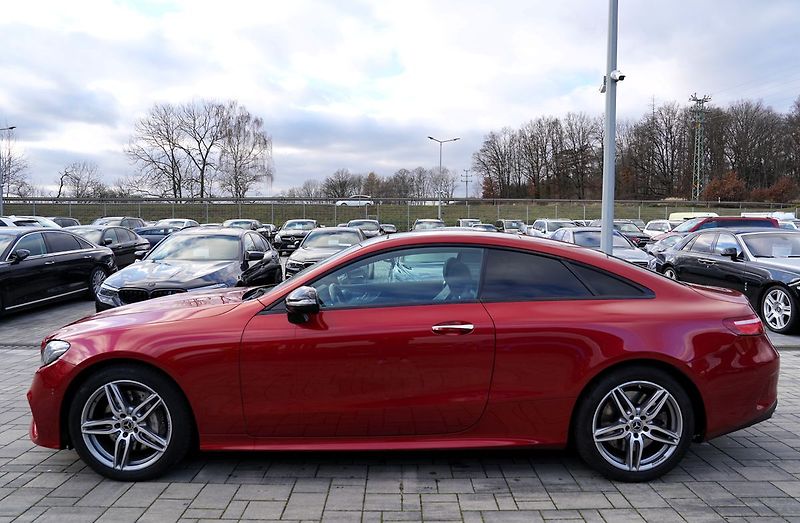 Mercedes-Benz Třídy E E 400 AMG 4Matic+,Burmester - fotka 3 z 43