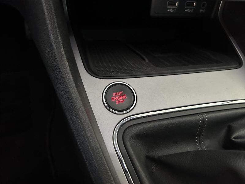 Seat Leon 1,5   TSI,SERVISKA,XCELLENCE - fotka 19 z 27