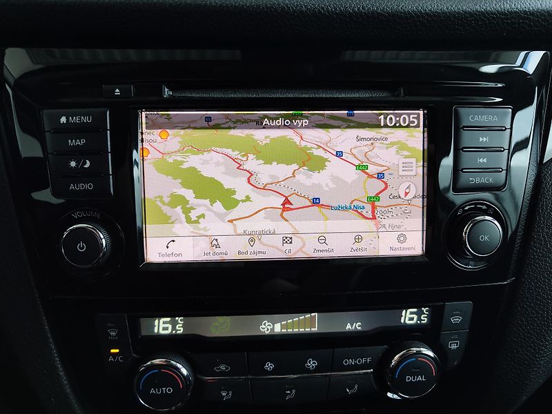 Nissan Qashqai (2019) 1.7 DCi 110kW 4x4 Acenta - fotka 19 z 21