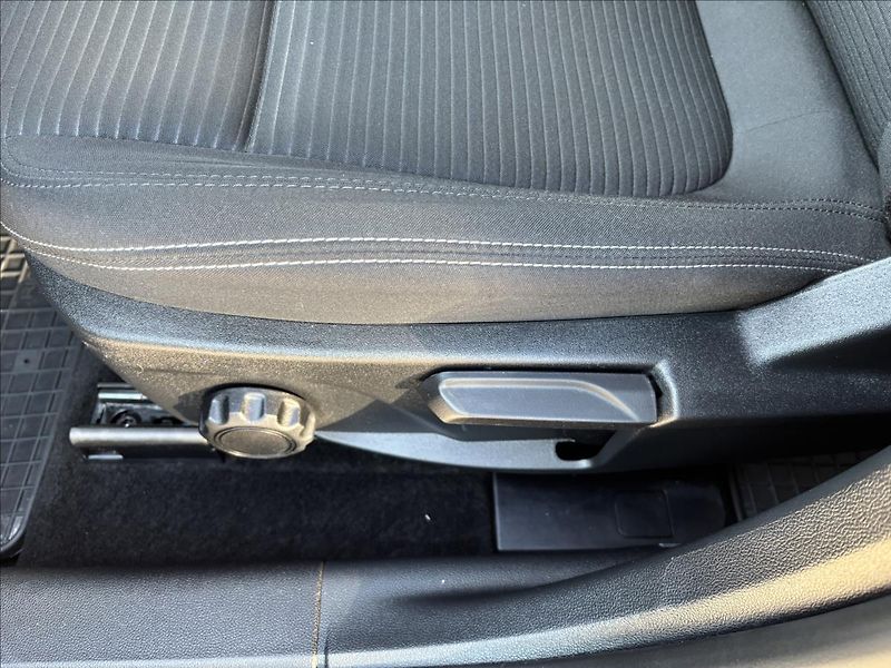 Ford Focus 1,5 EcoBlue 85kW TitaniumX AUT - fotka 24 z 45
